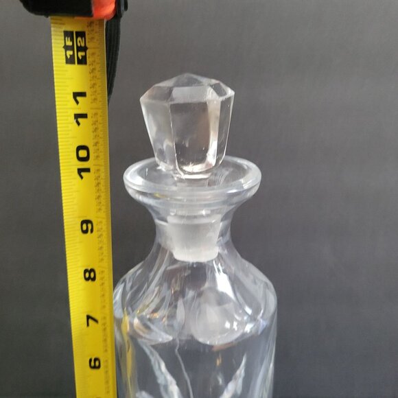 Vintage Etcged Floral Crystal Decanter With Stopper - Picture 4 of 7
